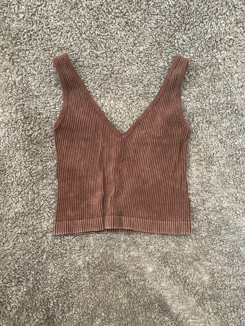 Aura Ribbed V-Neck Crop Tank - Chocolate Brown